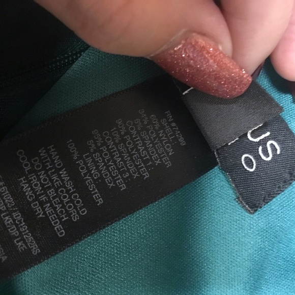 Floral Lace Sequined Dress - Picture 6 of 6